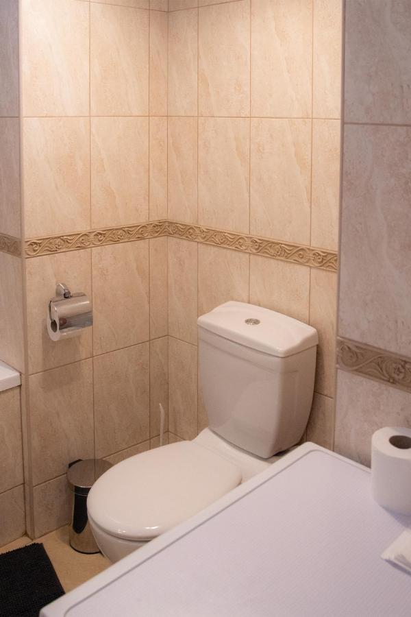 Theatroom Apartman Eger Ngoại thất bức ảnh